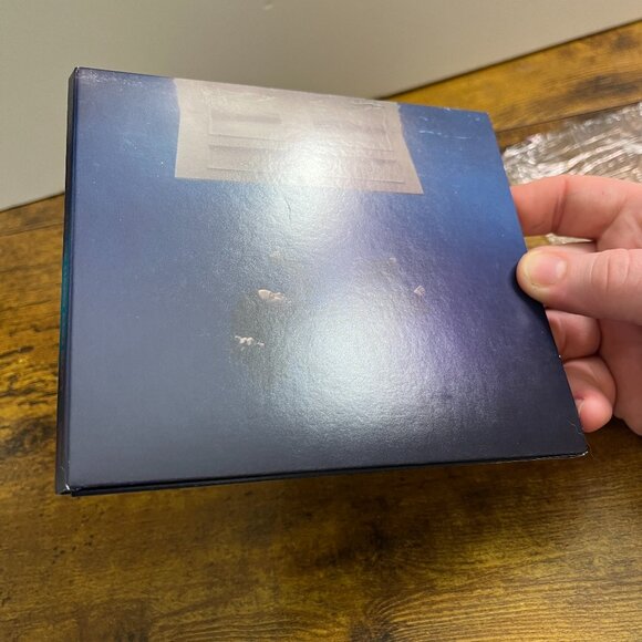 SIGNED Billie Eilish - HIT ME HARD AND SOFT CD AUTOGRAPH Rare Sold Out - Picture 5 of 5